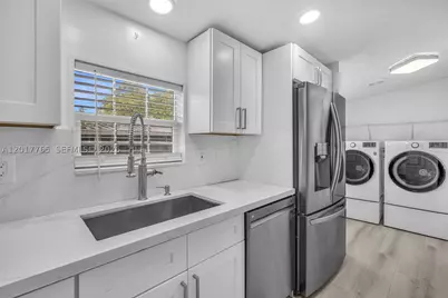 730 NW 217th, Pembroke Pines, FL 33029 - Photo 8