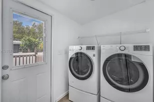 730 NW 217th, Pembroke Pines, FL 33029 - Photo 22