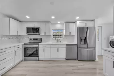 730 NW 217th, Pembroke Pines, FL 33029 - Photo 6