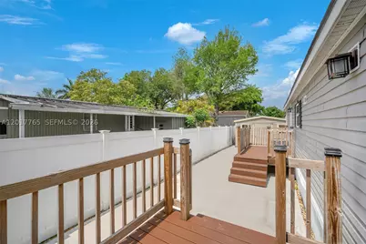 730 NW 217th, Pembroke Pines, FL 33029 - Photo 24