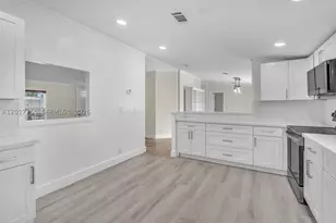 730 NW 217th, Pembroke Pines, FL 33029 - Photo 10