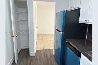 9190 Fontainebleau #202, Miami, FL 33172 - Photo 10