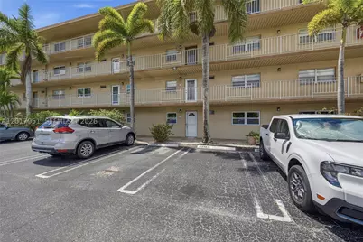 330 NE 26th #1120, Boynton Beach, FL 33435 - Photo 4