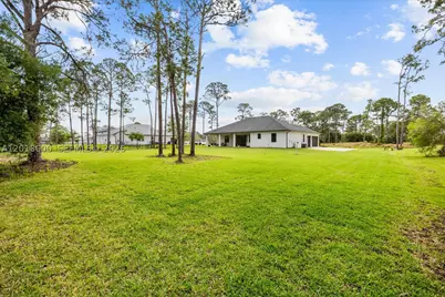 10630 Sugar Pine, Fort Pierce, FL 34945 - Photo 4