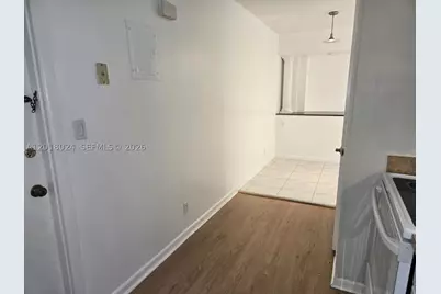1950 N Andrews #208D, Wilton Manors, FL 33311 - Photo 18