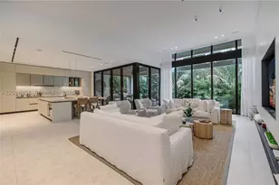 1092 N Venetian, Miami, FL 33139 - Photo 6