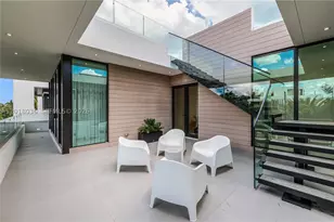 1092 N Venetian, Miami, FL 33139 - Photo 18