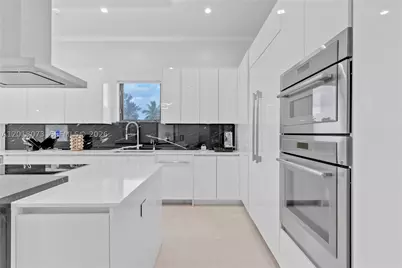 320 SW 125th, Miami, FL 33184 - Photo 22