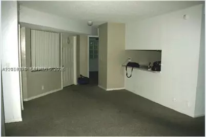 365 SW 86th #203, Pembroke Pines, FL 33025 - Photo 14