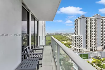 16385 Biscayne #2101, North Miami Beach, FL 33160 - Photo 32