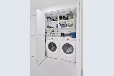 16385 Biscayne #2101, North Miami Beach, FL 33160 - Photo 24