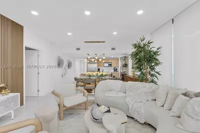 16385 Biscayne #2101, North Miami Beach, FL 33160 - Photo 6