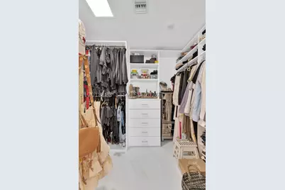 16385 Biscayne #2101, North Miami Beach, FL 33160 - Photo 30