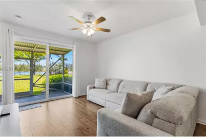 4065 Crystal Lake, Deerfield Beach, FL 33064 - Photo 16