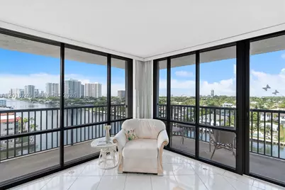2017 S Ocean #910, Hallandale Beach, FL 33009 - Photo 6