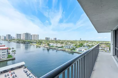 2017 S Ocean #910, Hallandale Beach, FL 33009 - Photo 8