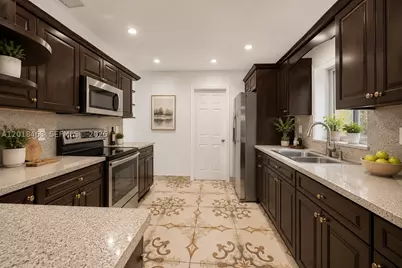 15725 SW 102nd, Miami, FL 33157 - Photo 4