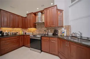 2621 Oakbrook, Weston, FL 33332 - Photo 18