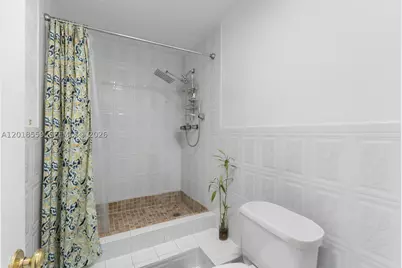 1950 W 54th #406, Hialeah, FL 33012 - Photo 8