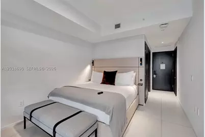 398 NE 5th #1407, Miami, FL 33132 - Photo 8
