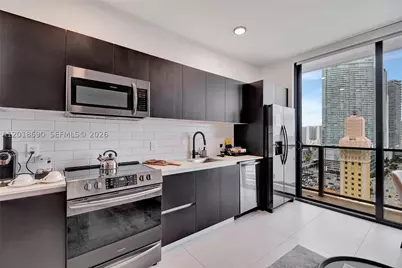 398 NE 5th #1407, Miami, FL 33132 - Photo 4