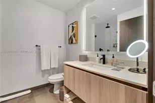 398 NE 5th, Miami, FL 33132 - Photo 14