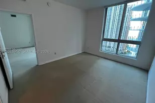300 S Biscayne, Miami, FL 33131 - Photo 8