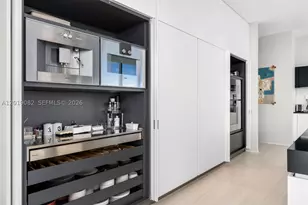 1000 Biscayne, Miami, FL 33132 - Photo 44