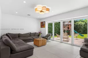 3748 Prairie, Miami Beach, FL 33140 - Photo 16
