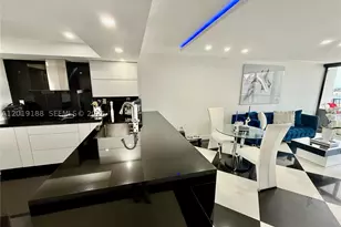 555 NE 15th, Miami, FL 33132 - Photo 6