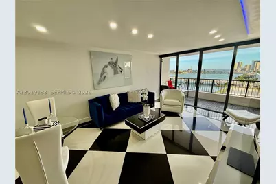555 NE 15th #15H, Miami, FL 33132 - Photo 12