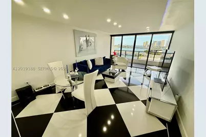 555 NE 15th #15H, Miami, FL 33132 - Photo 16