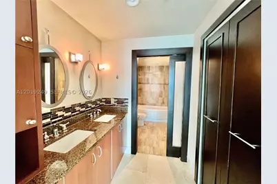 300 S Biscayne #2606, Miami, FL 33131 - Photo 12