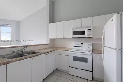1568 SE 26th #203, Homestead, FL 33035 - Photo 4