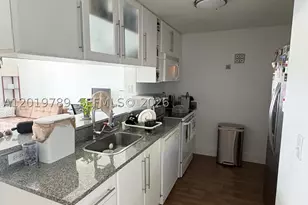 275 NE 18th, Miami, FL 33132 - Photo 10