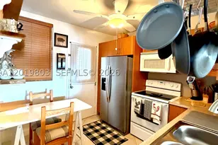18601 NE 14th, Miami, FL 33179 - Photo 12