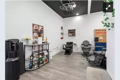 2300 W 84th, Hialeah, FL 33016 - Photo 12
