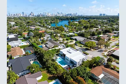 1941 NE 196th, Miami, FL 33179 - Photo 82
