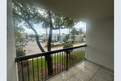 6272 NW 186th #212, Hialeah, FL 33015 - Photo 20