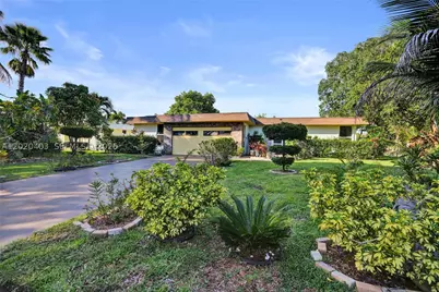 6408 NW 72nd, Tamarac, FL 33321 - Photo 14