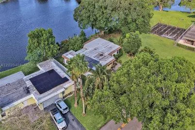 6408 NW 72nd, Tamarac, FL 33321 - Photo 62