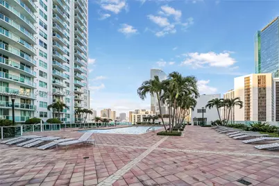 41 SE 5th #704, Miami, FL 33131 - Photo 38