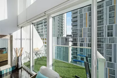 41 SE 5th #704, Miami, FL 33131 - Photo 10