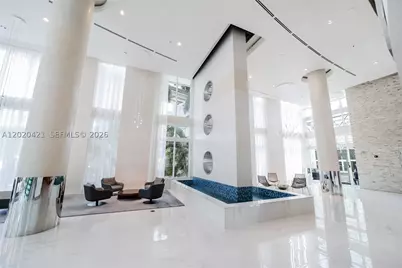 41 SE 5th #704, Miami, FL 33131 - Photo 34