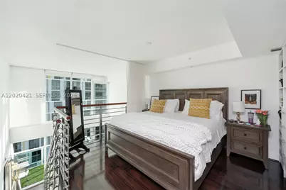 41 SE 5th #704, Miami, FL 33131 - Photo 14