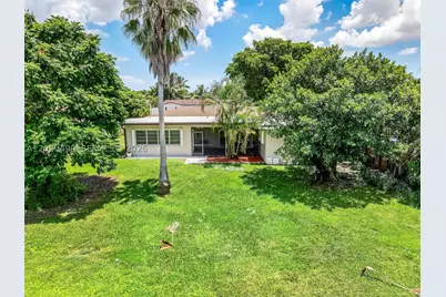 500 NW 96th, Pembroke Pines, FL 33024 - Photo 30
