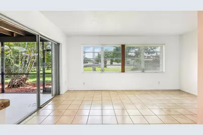 500 NW 96th, Pembroke Pines, FL 33024 - Photo 6