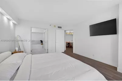 19101 NE 36th #402, Aventura, FL 33180 - Photo 16