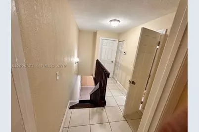 5953 W 28th #24, Hialeah, FL 33016 - Photo 22