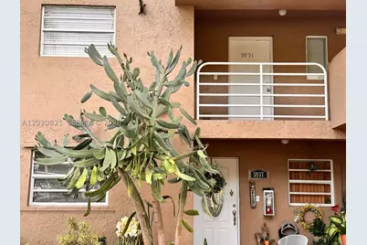 5953 W 28th #24, Hialeah, FL 33016 - Photo 1